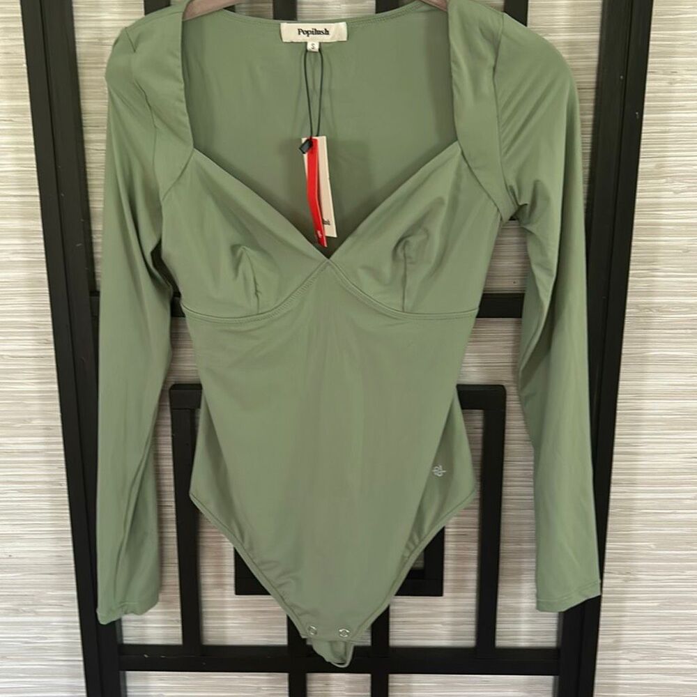 NWT Popilush light green long sleeve sweetheart neck line bodysuit low cut luxur - Picture 1 of 5